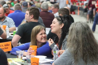 341757884_1663685967416079_5850025132588710769_n